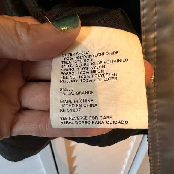 Silver rain jacket - Picture 5 of 16